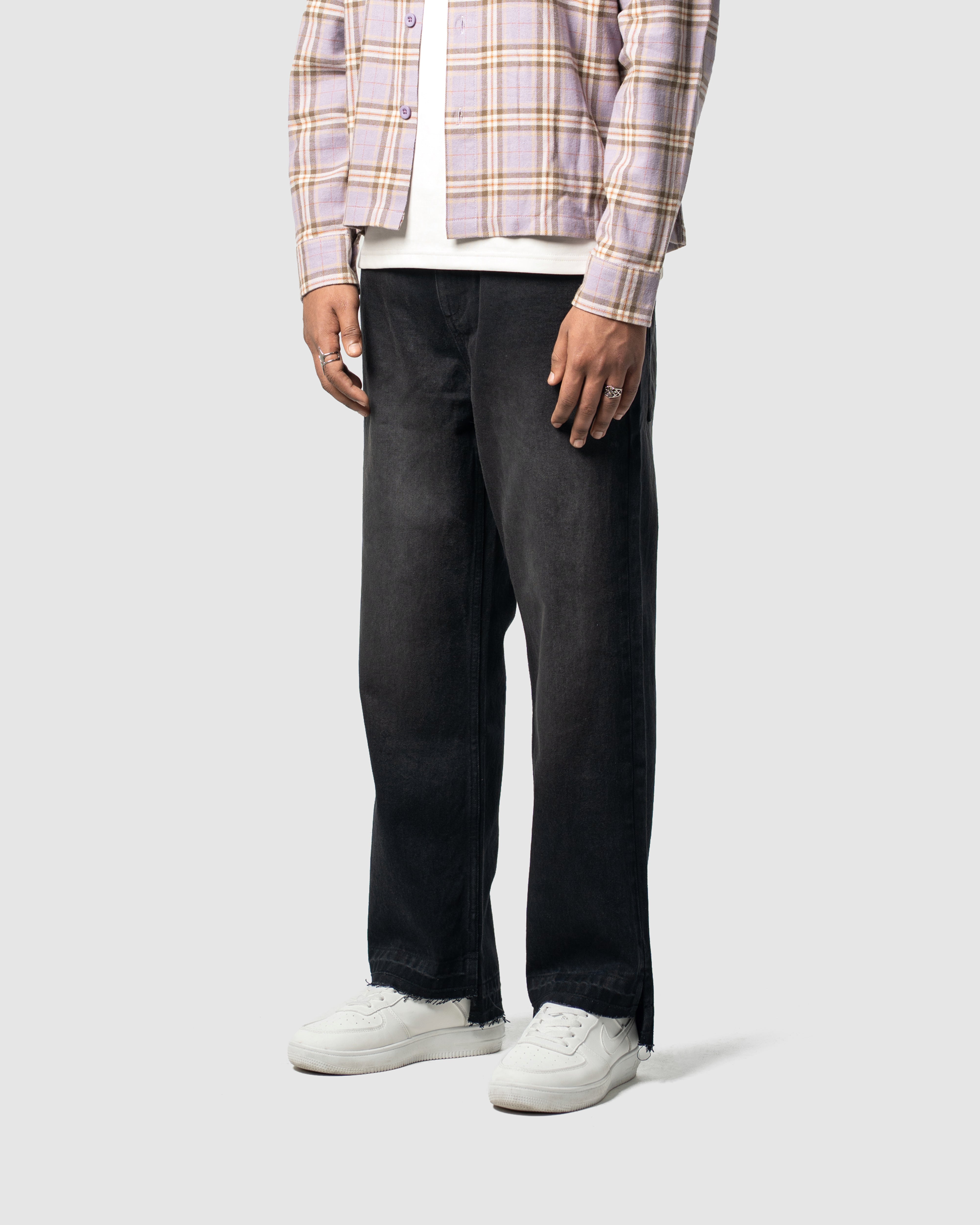 W&R Barrel Slim Fit Pants