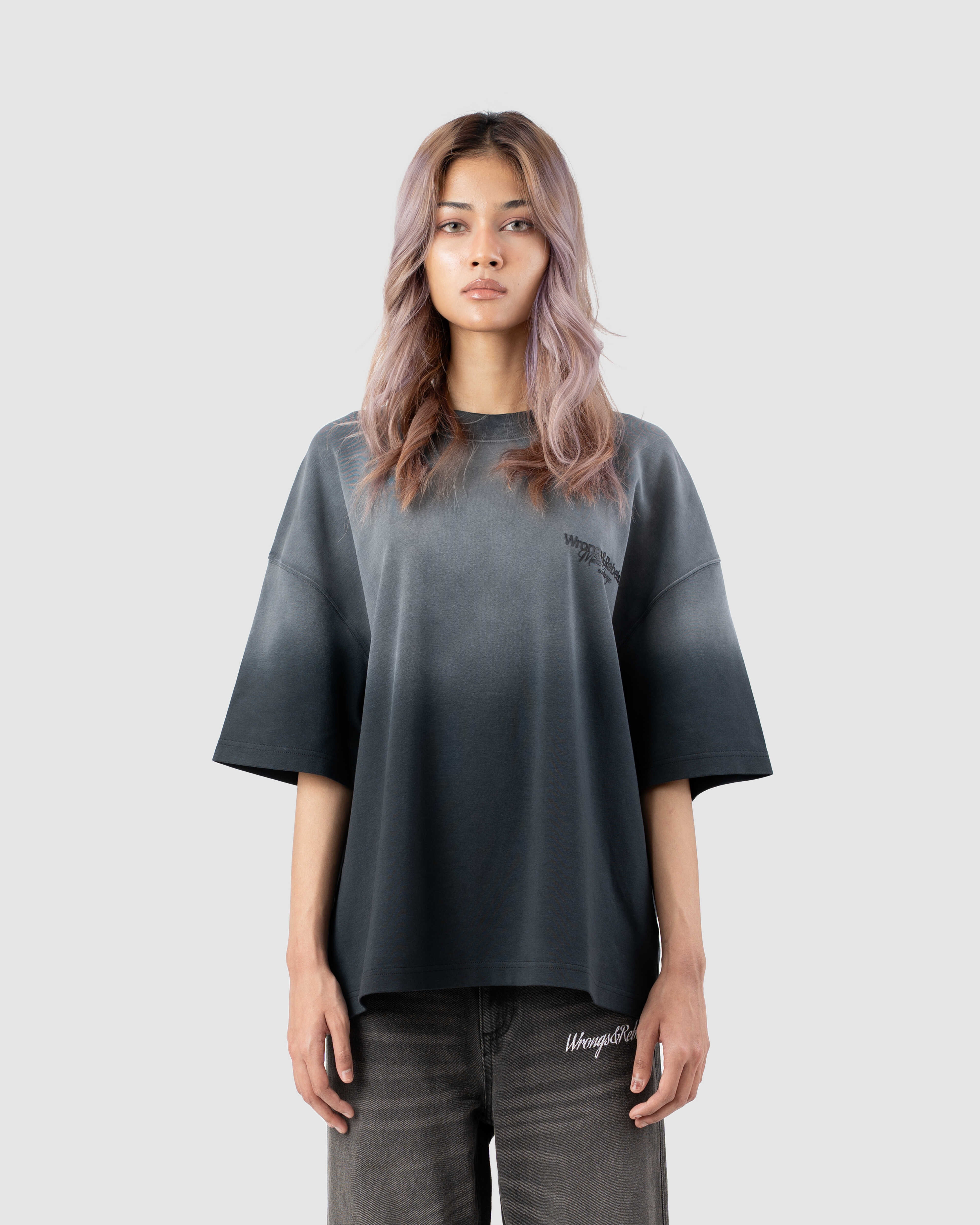 W&R Vintage Black boxy T-shirt