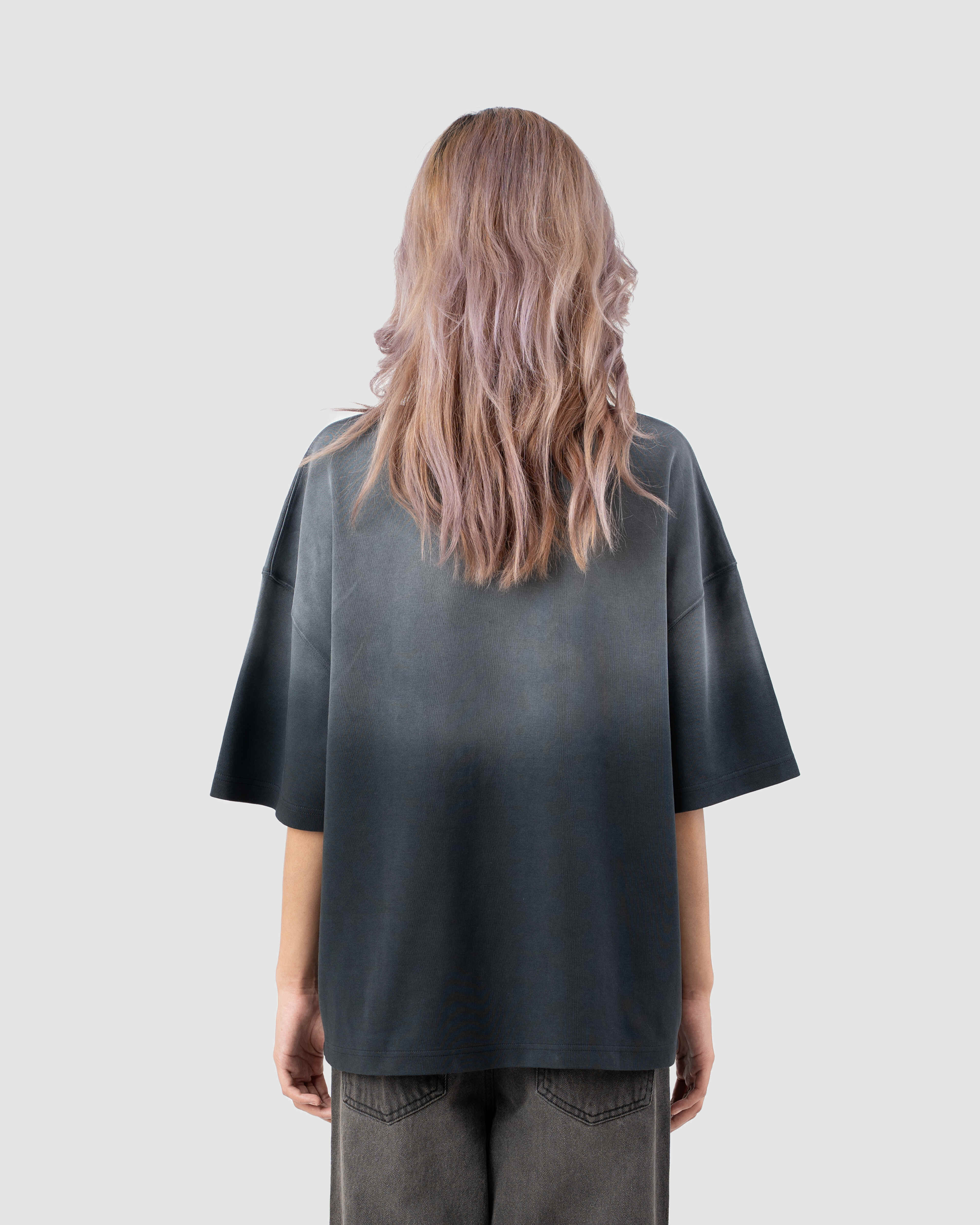 W&R Vintage Black boxy T-shirt