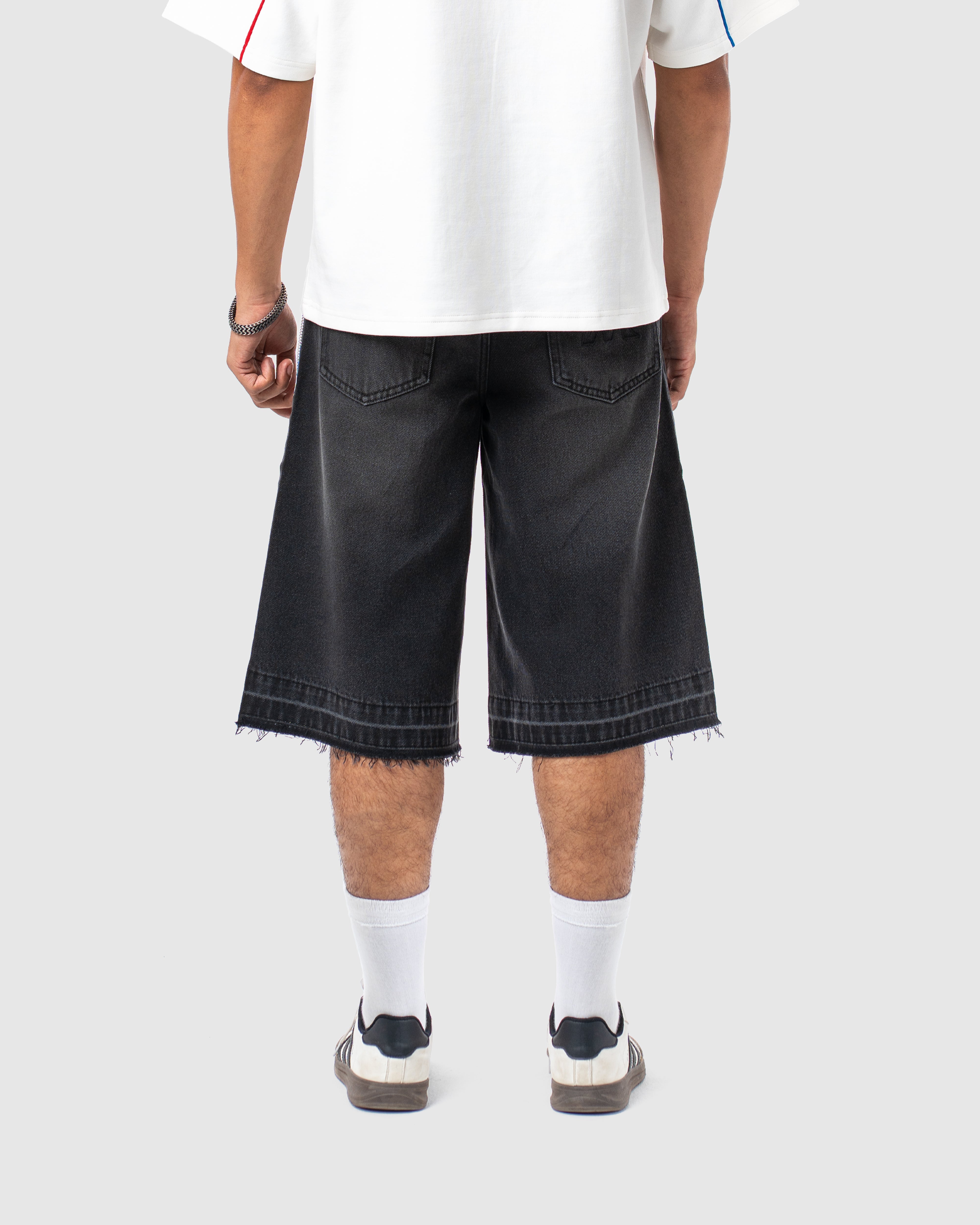 W&R Jet Black Jorts