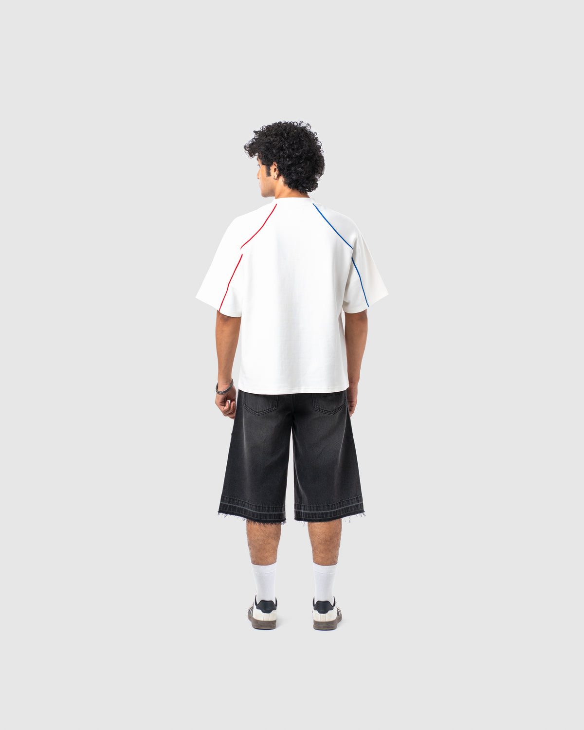 W&R White Old School Boxy T-Shirt