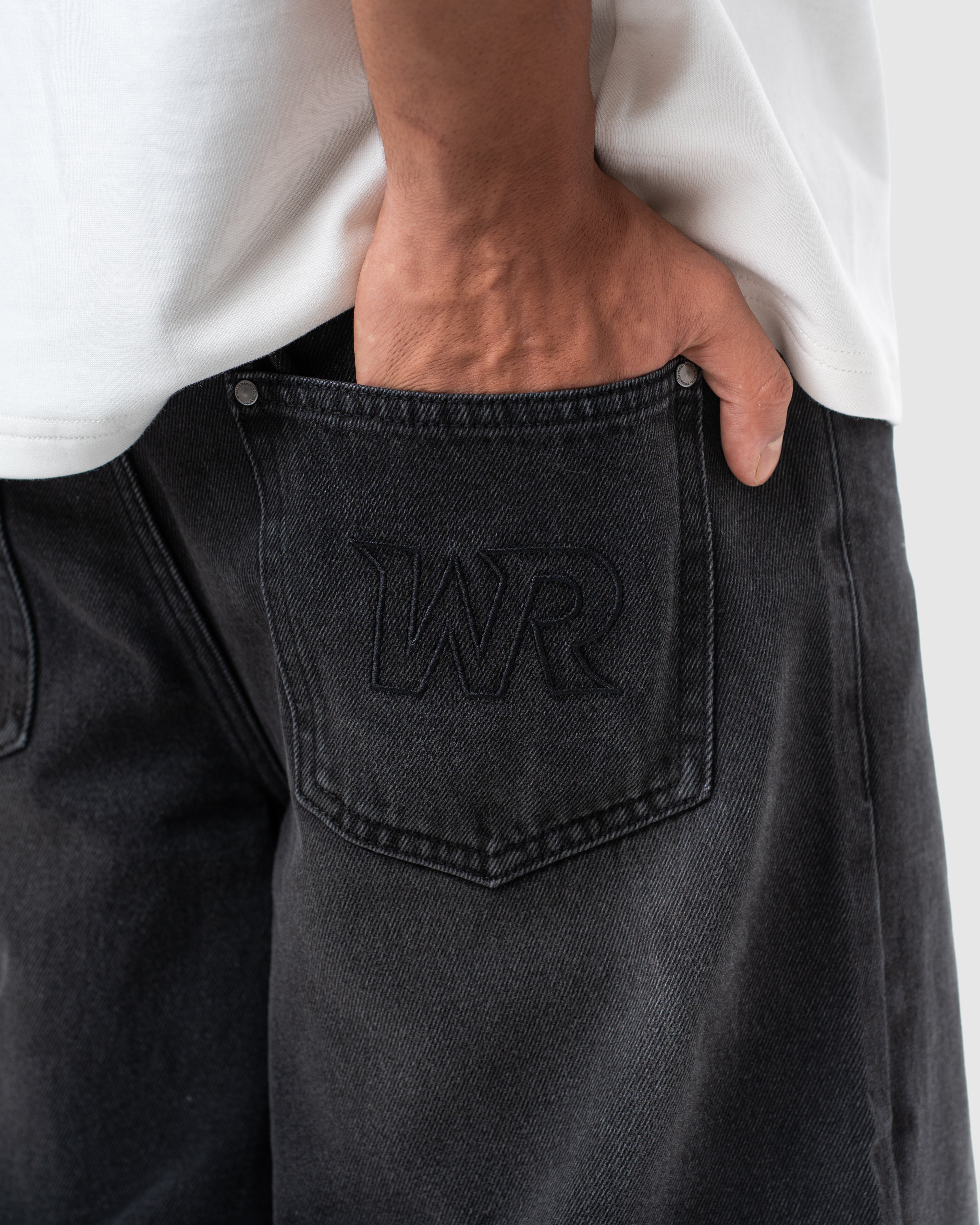 W&R Jet Black Jorts