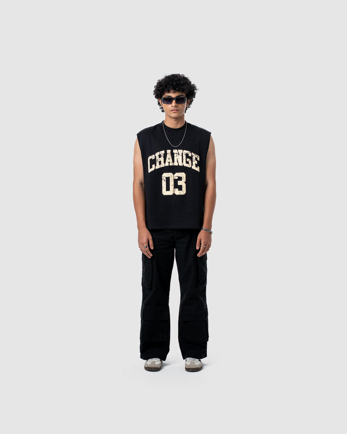 W&R Hoop Black Tank
