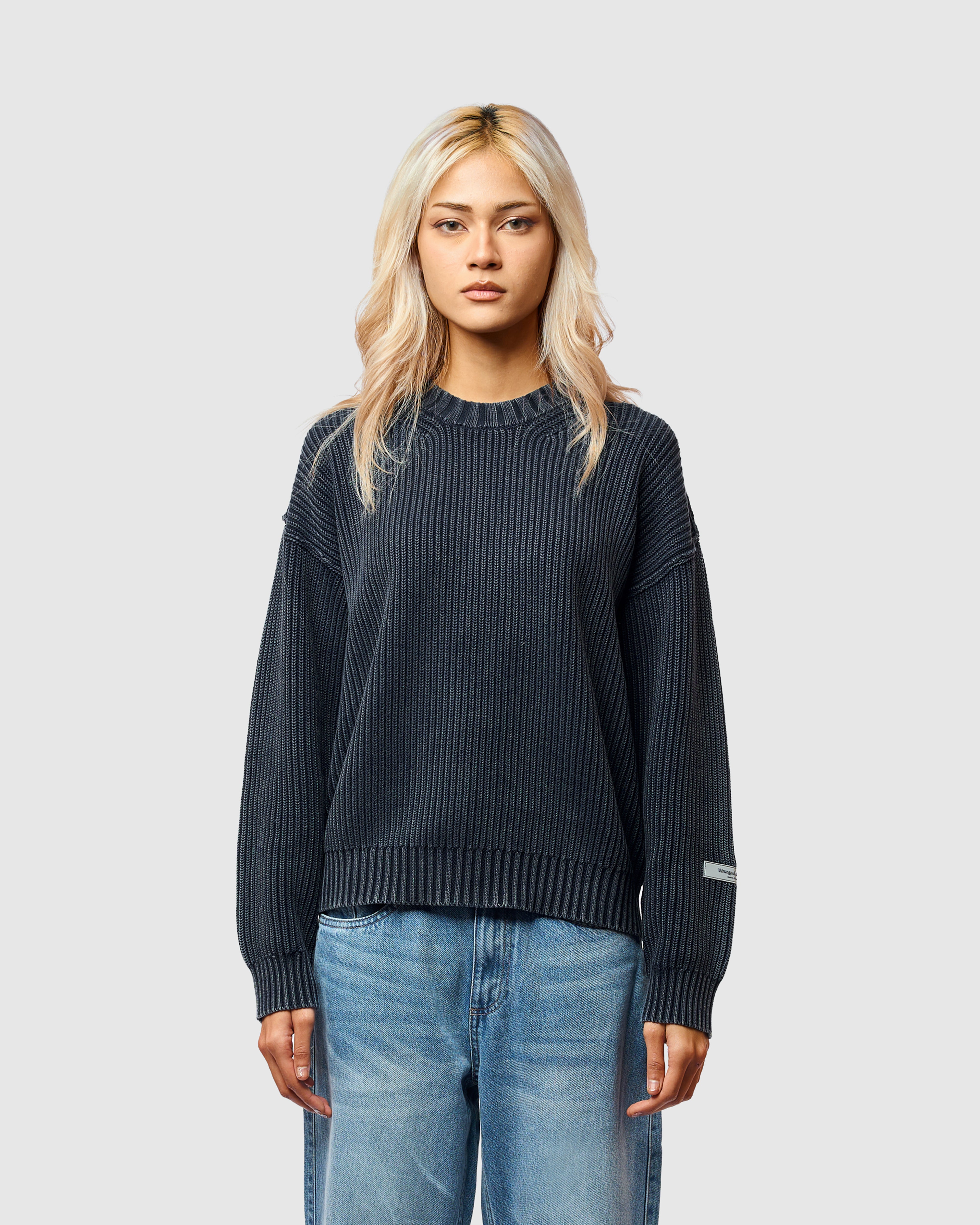 W&R Vintage Blue Sweater
