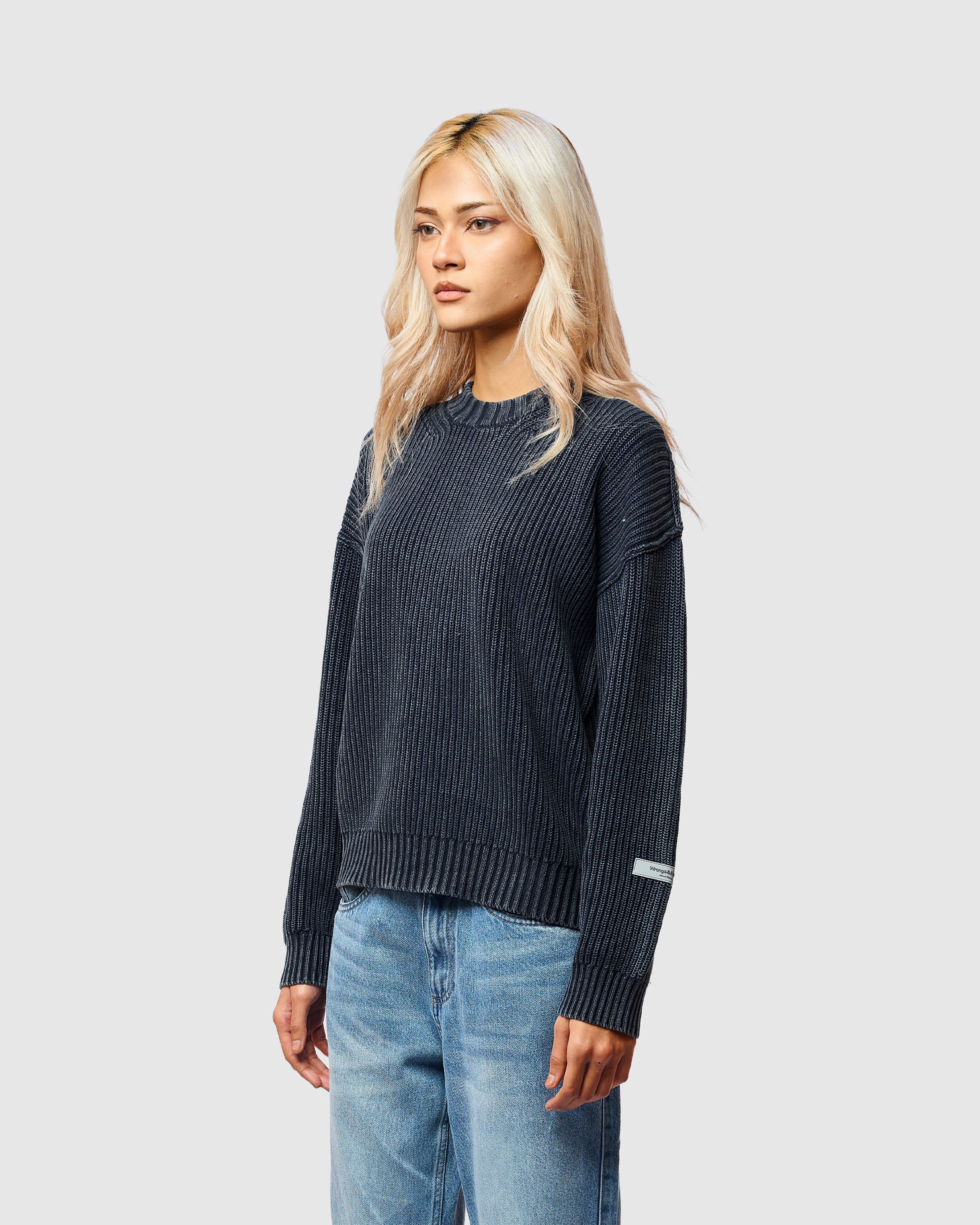 W&R Vintage Blue Sweater