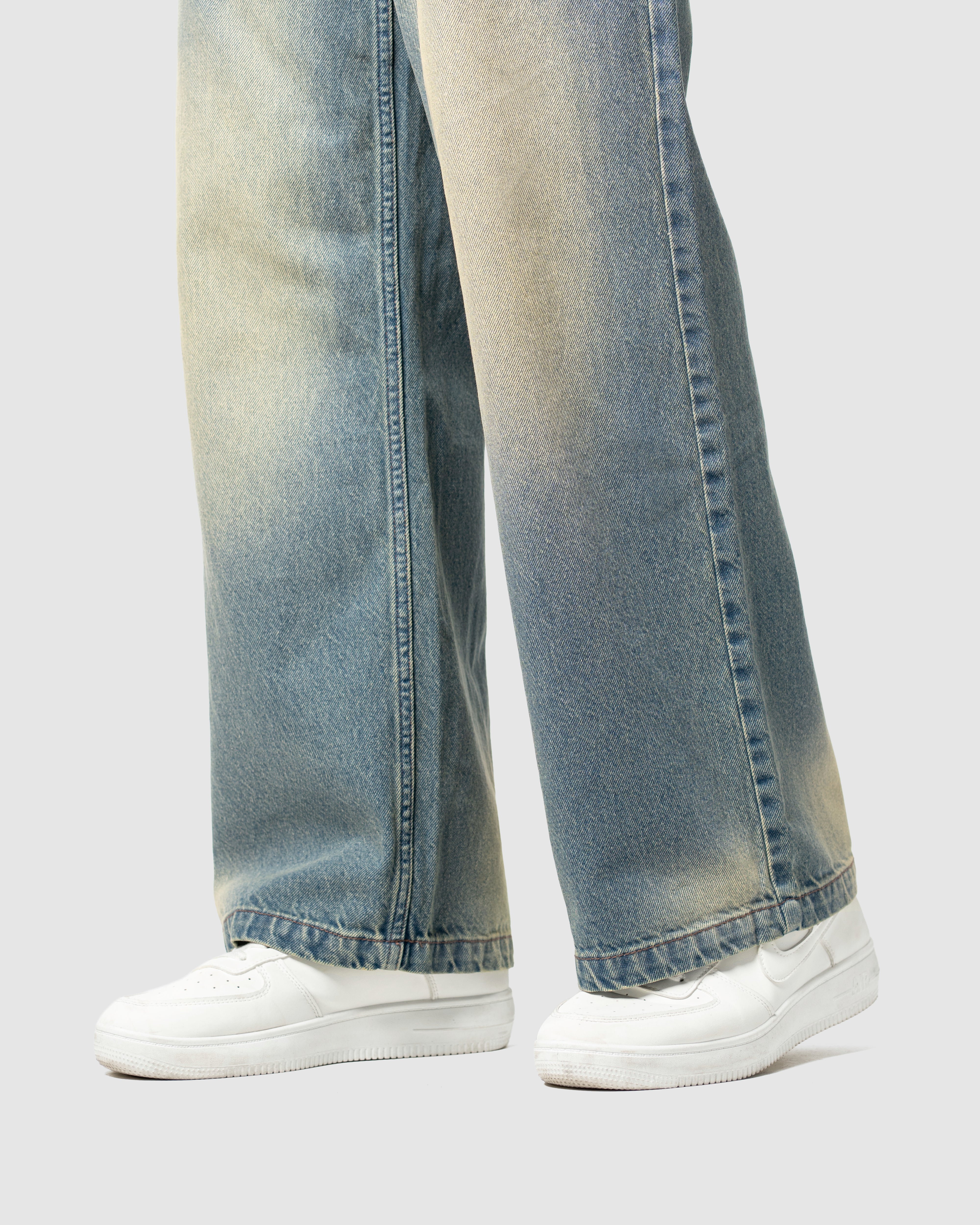 W&R Yard Baggy Pants
