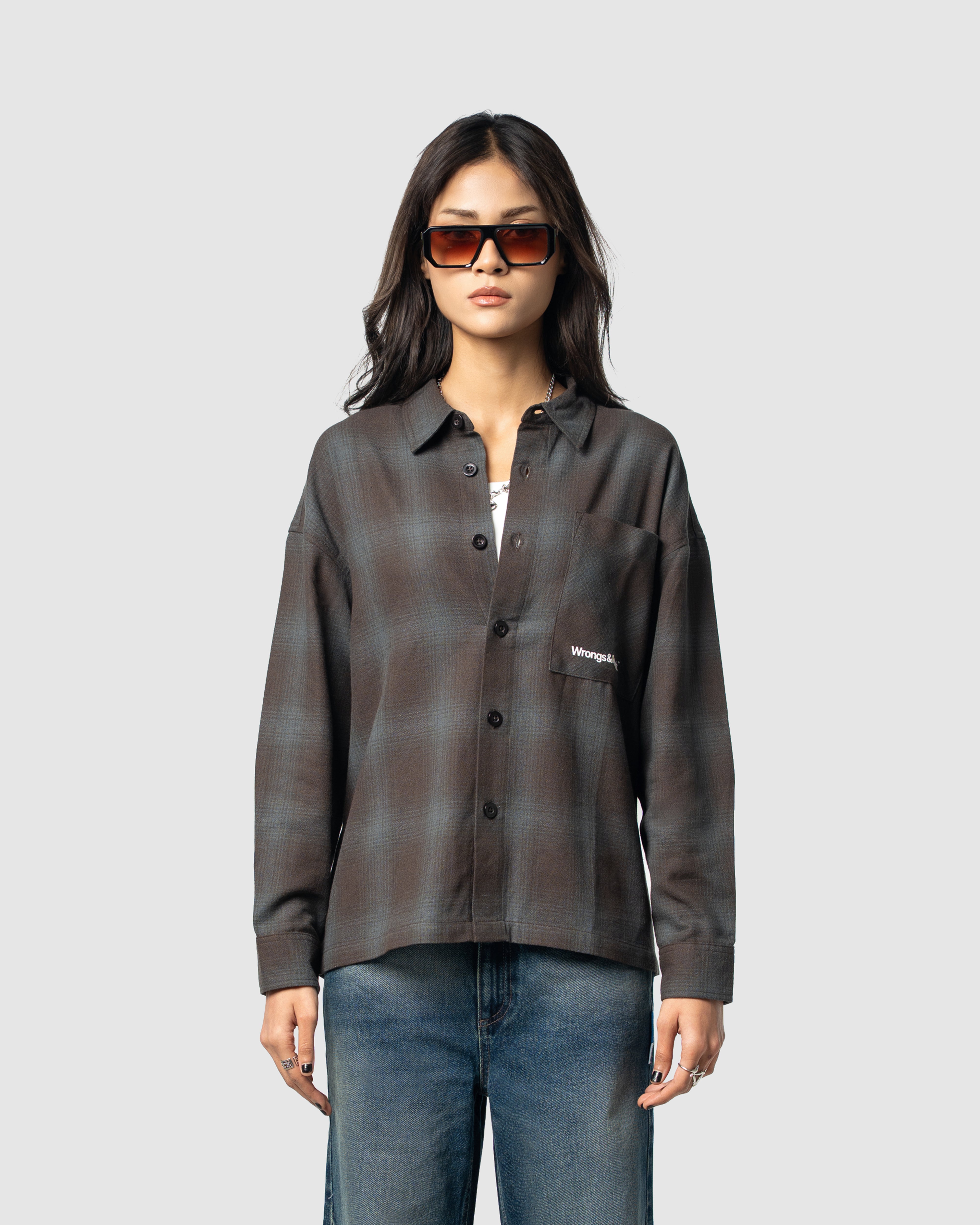 W&R Script Boxy Shirt