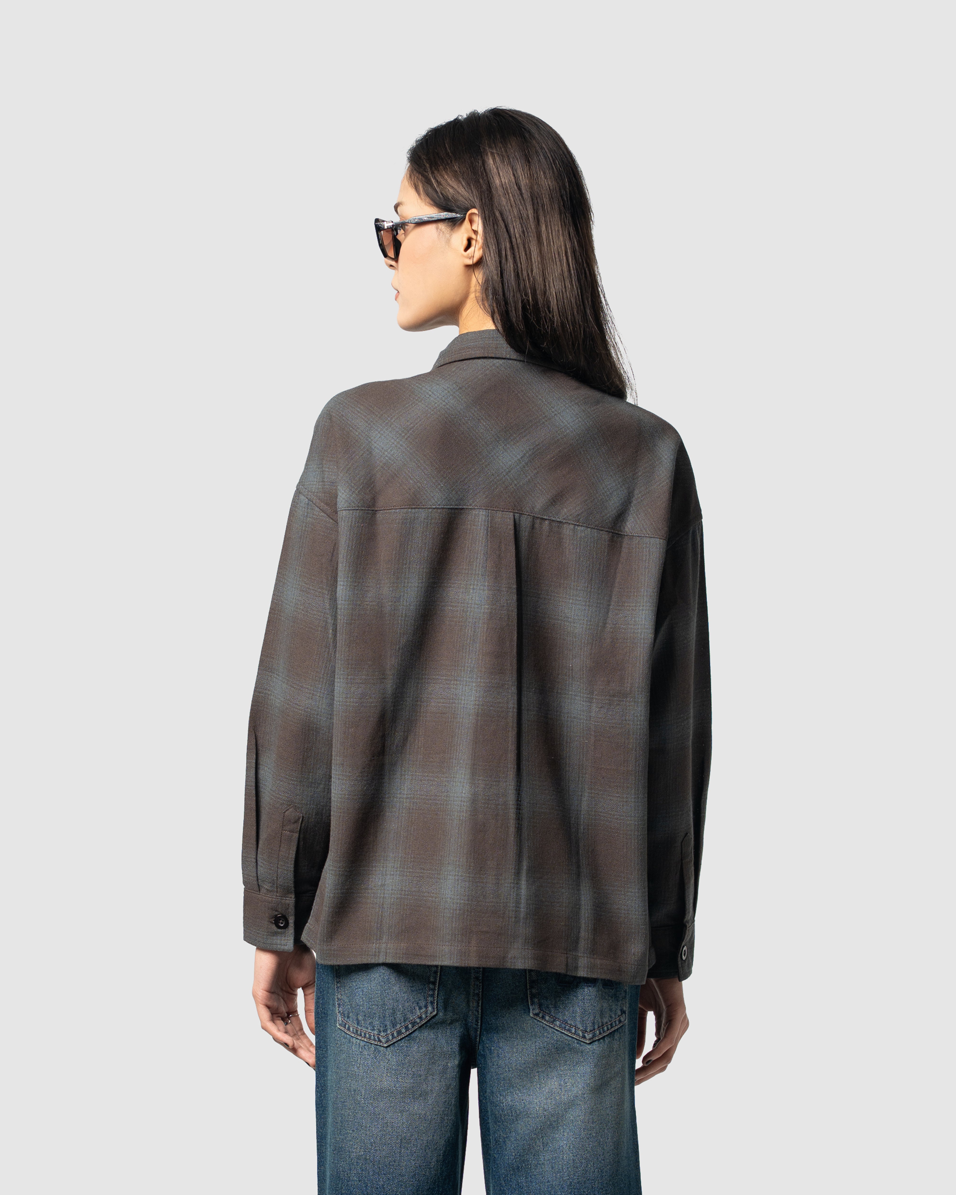 W&R Script Boxy Shirt