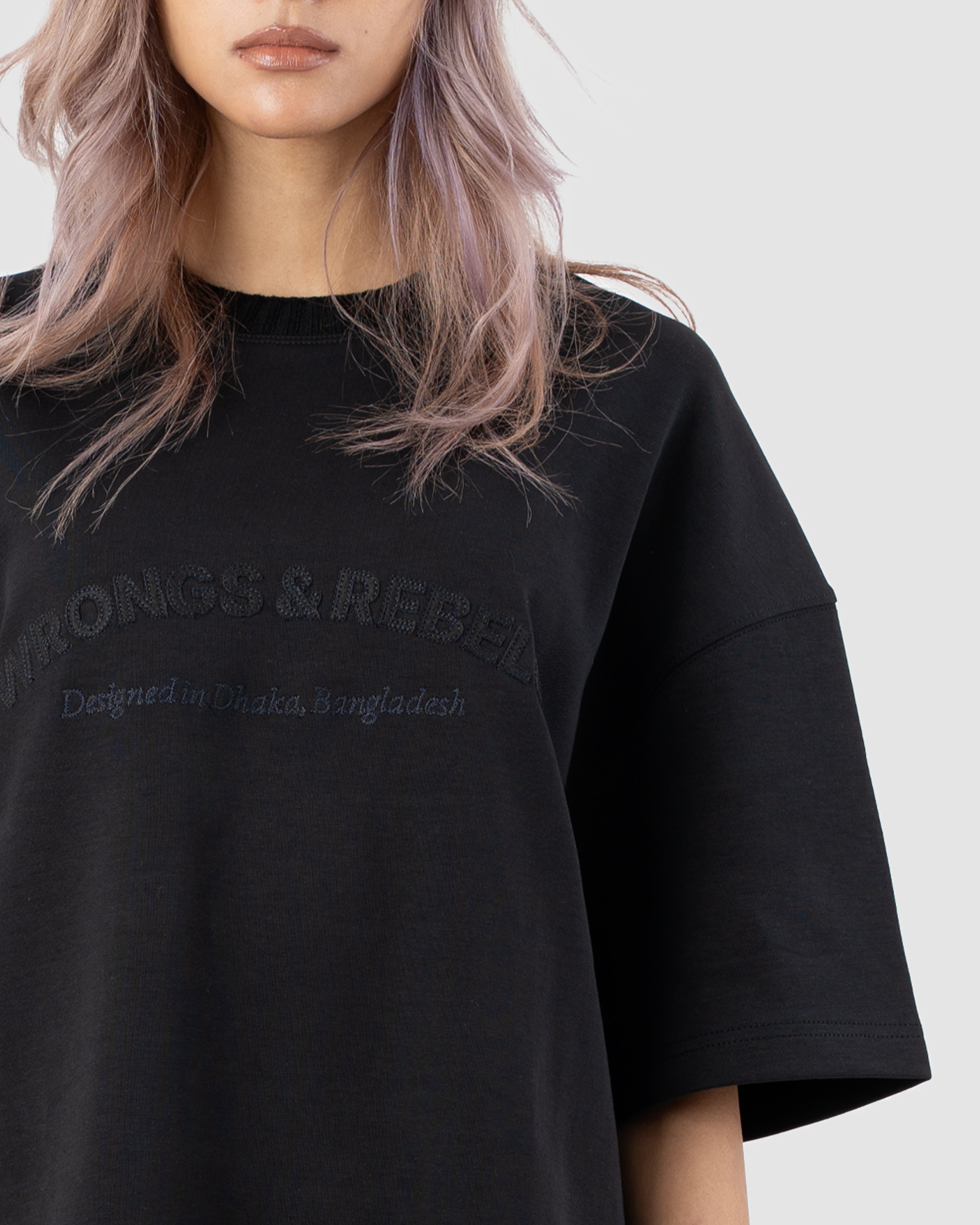 W&R Black Knit Collar boxy T-shirt