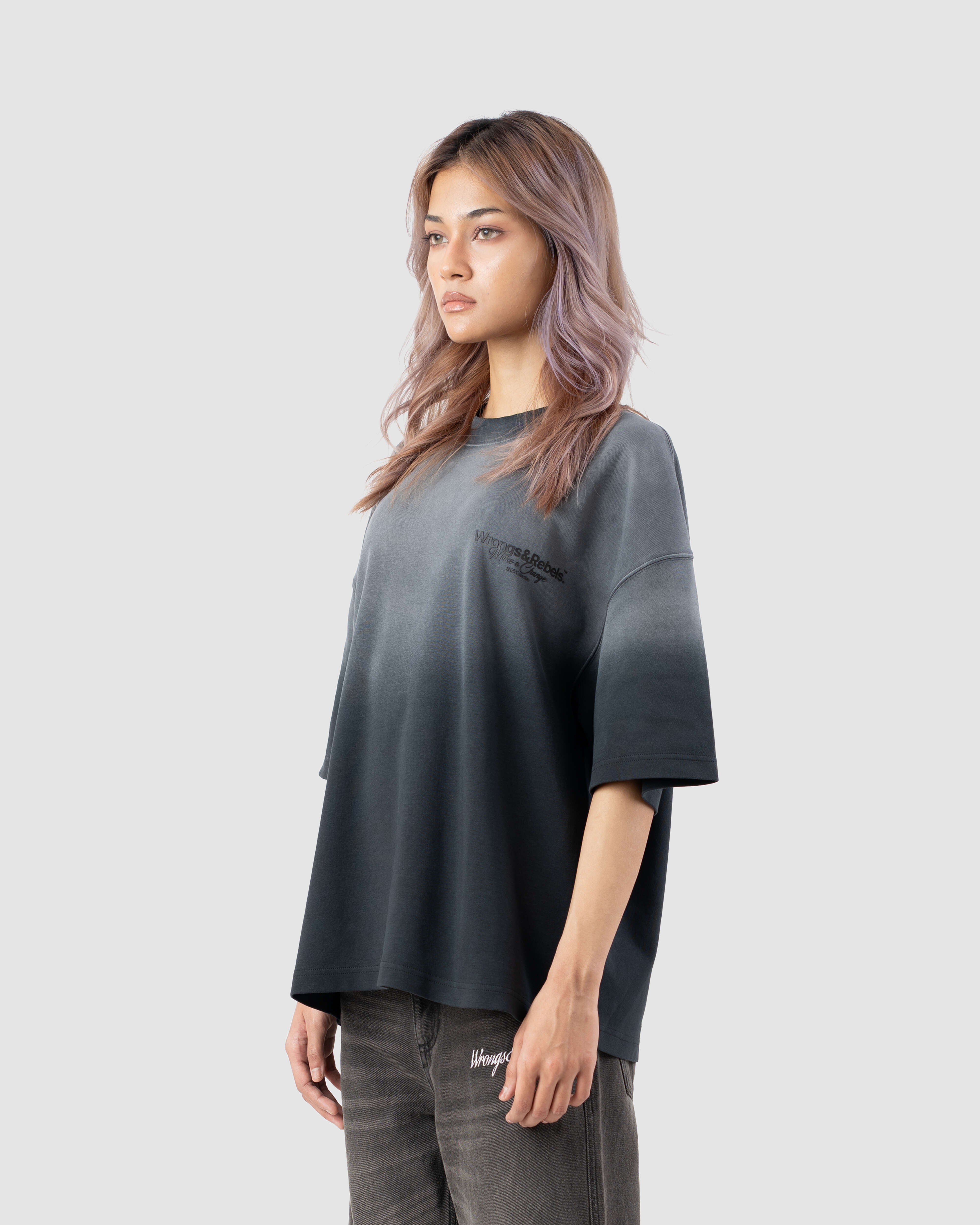 W&R Vintage Black boxy T-shirt