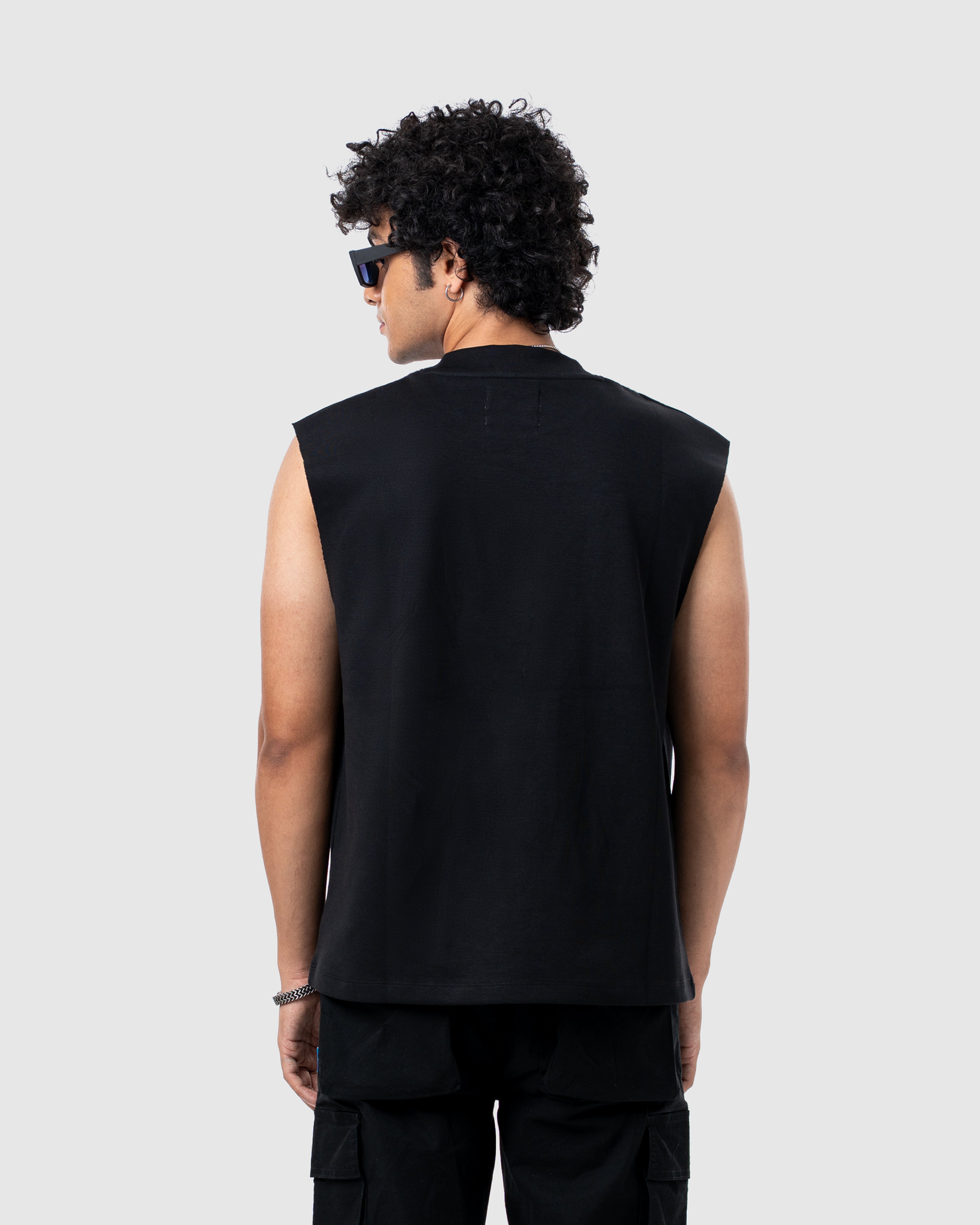 W&R Hoop Black Tank