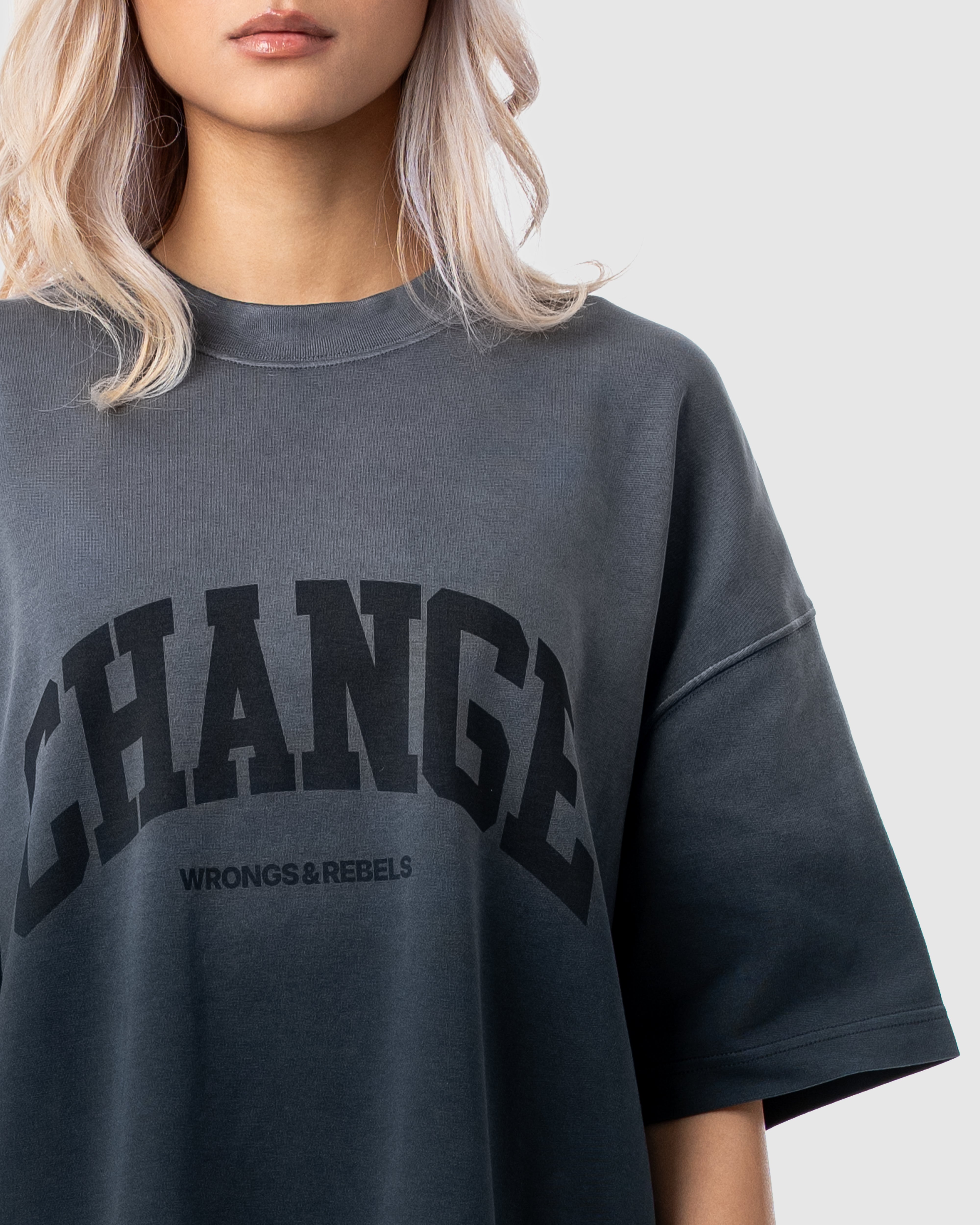 W&R Pencil Black Boxy T-Shirt