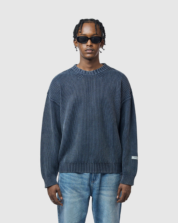 W&R Vintage Blue Sweater