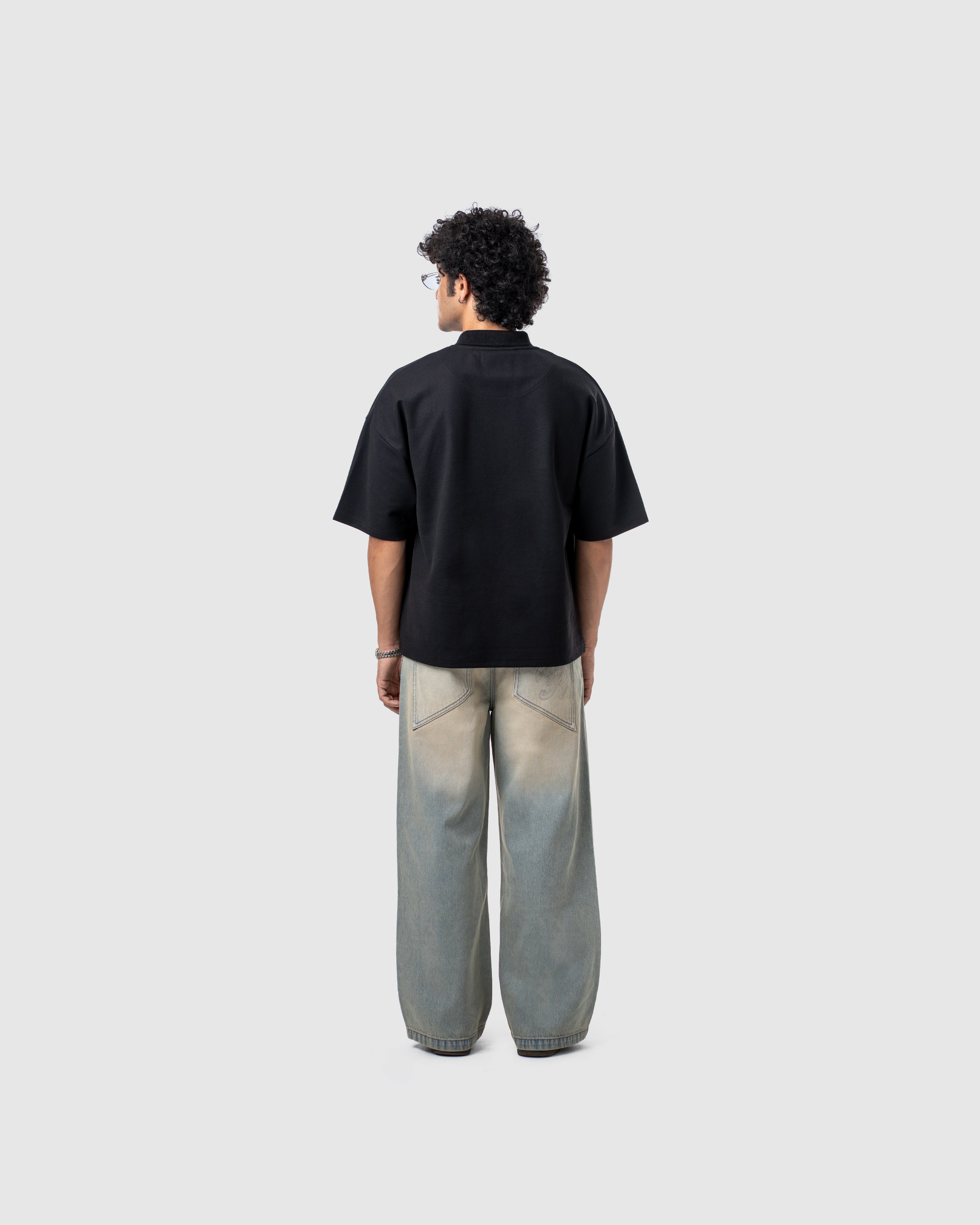 W&R Black Boxy Polo