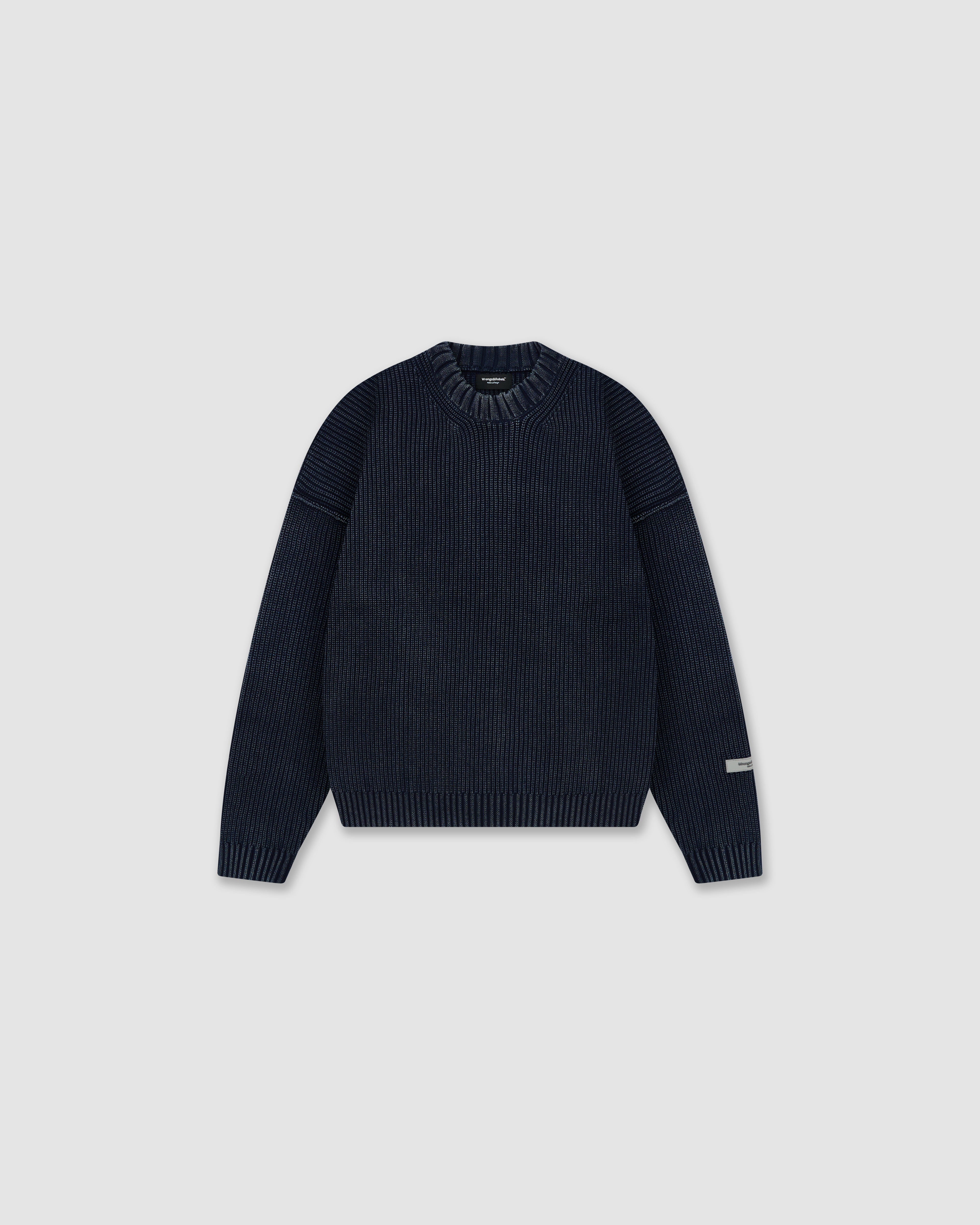 W&R Vintage Blue Sweater