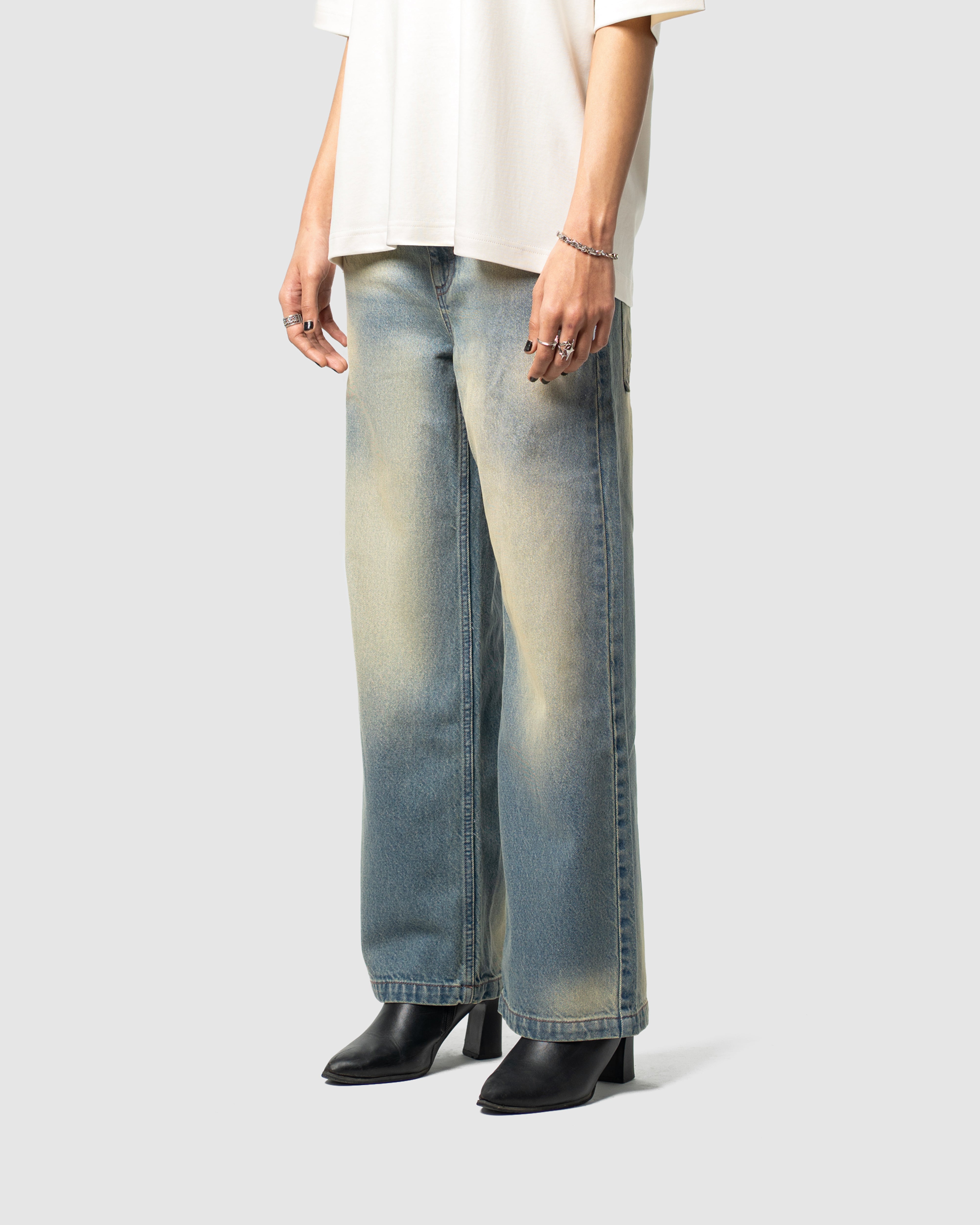 W&R Yard Baggy Pants