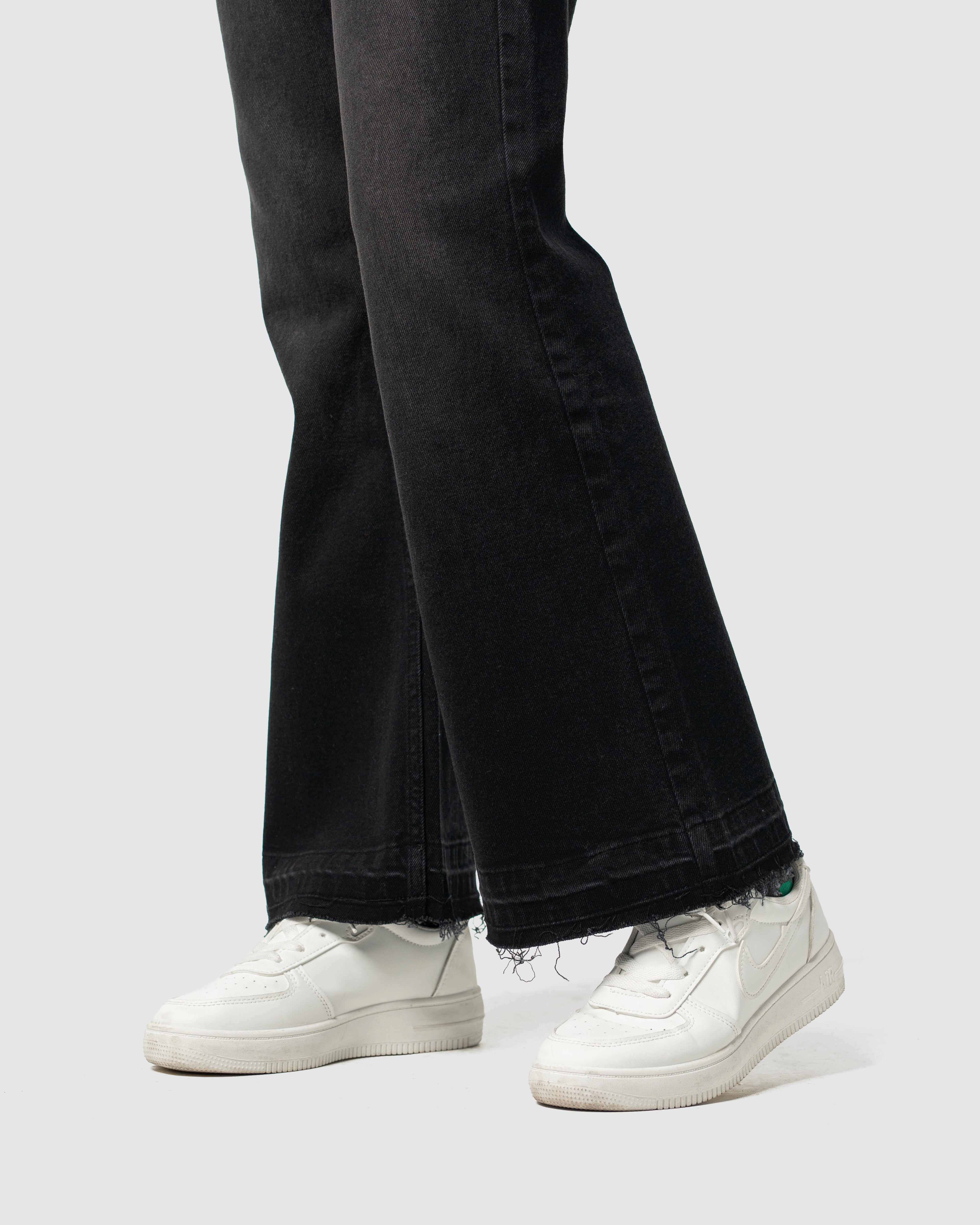 W&R Knoll Flare Denim (Female)