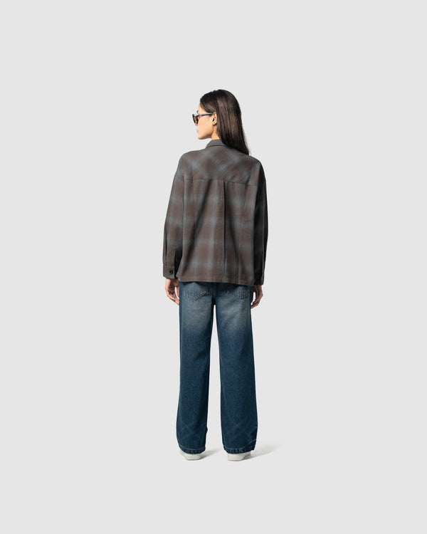 W&R Script Boxy Shirt