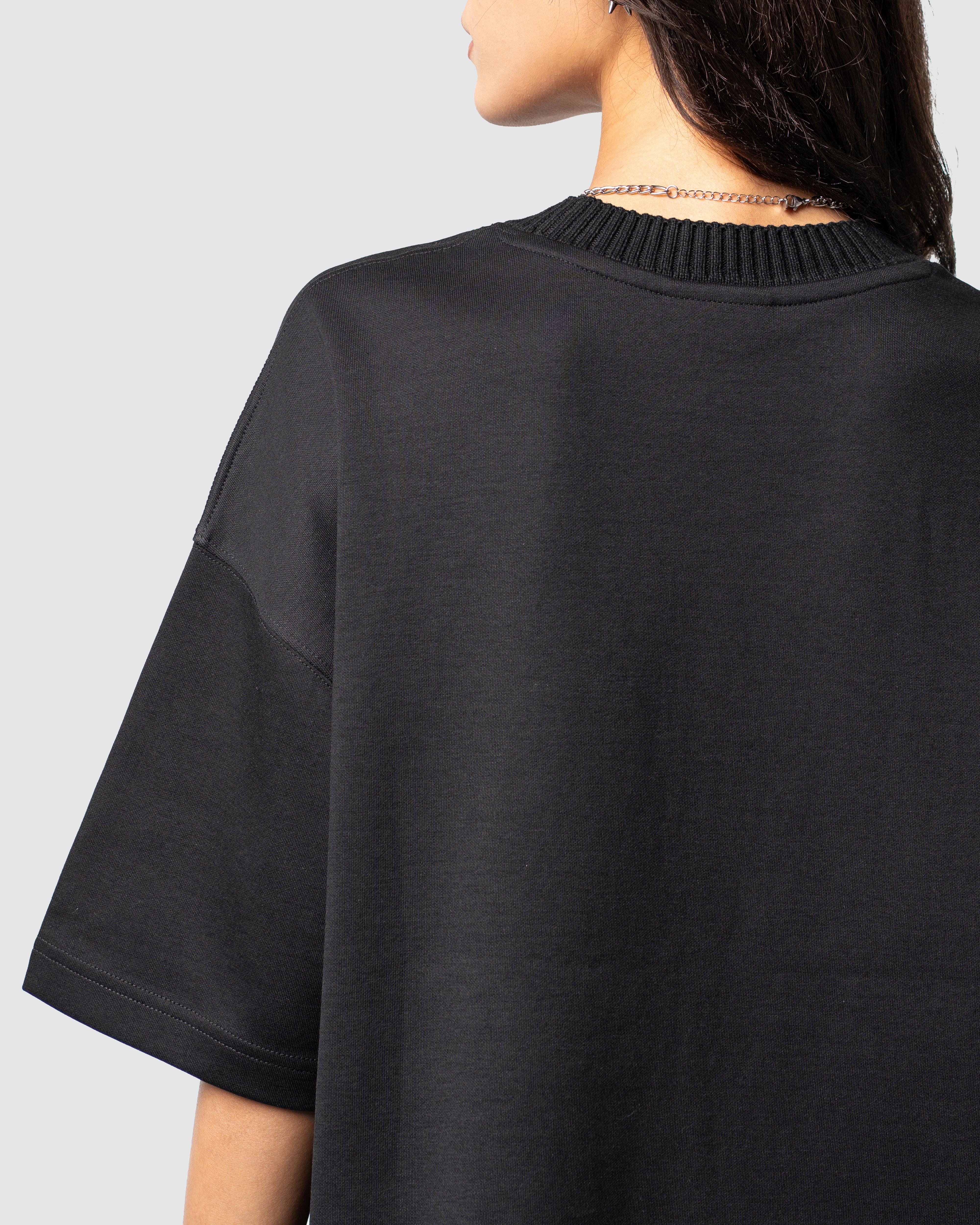 W&R Black Knit Collar Boxy T-Shirt
